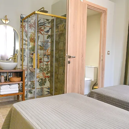 Vivis Hub Argostoli (Kefalonia)