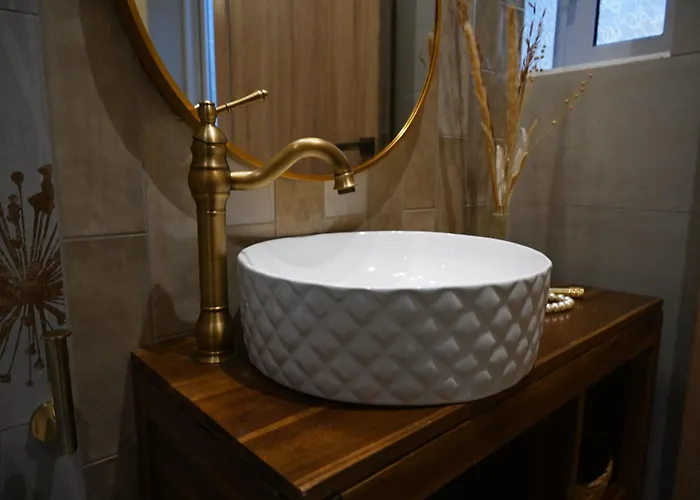 Vivis Hub Appart hôtel 3*
