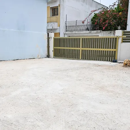 Vivis Hub Apartmanhotel Argosztóli