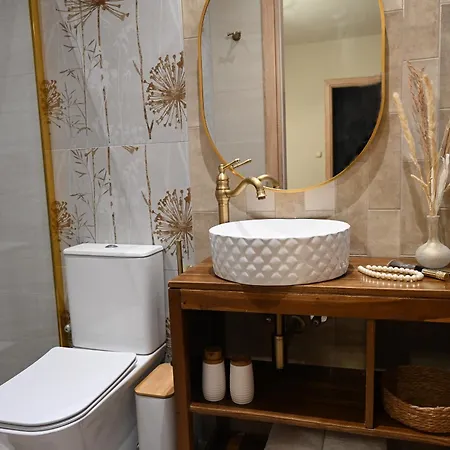 Vivis Hub Apartmanhotel