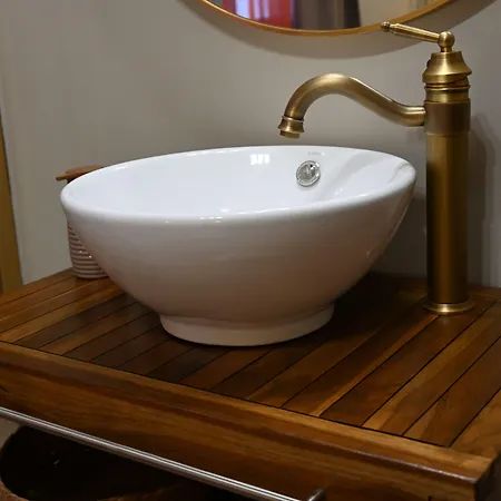 Vivis Hub 4* Argostoli (Kefalonia)